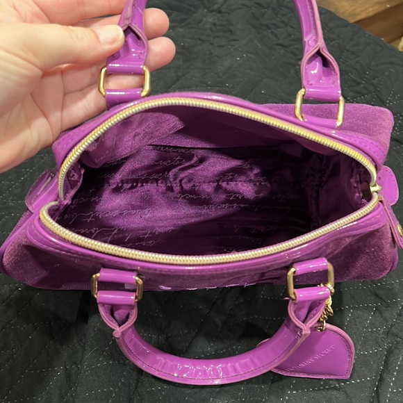 Victoria’s Secret Purple Makeup Bag - Picture 2 of 3